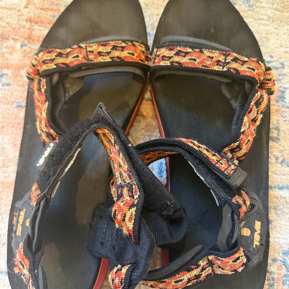 Teva Women's Black Sandals with Red and Orange Patterned Straps - Picture 9 of 9